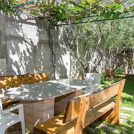 Apartmani Ferdi Trogir Exterior photo