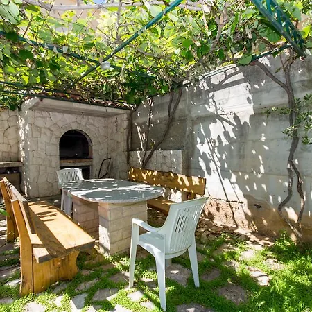 Apartmani Ferdi Trogir Exterior photo