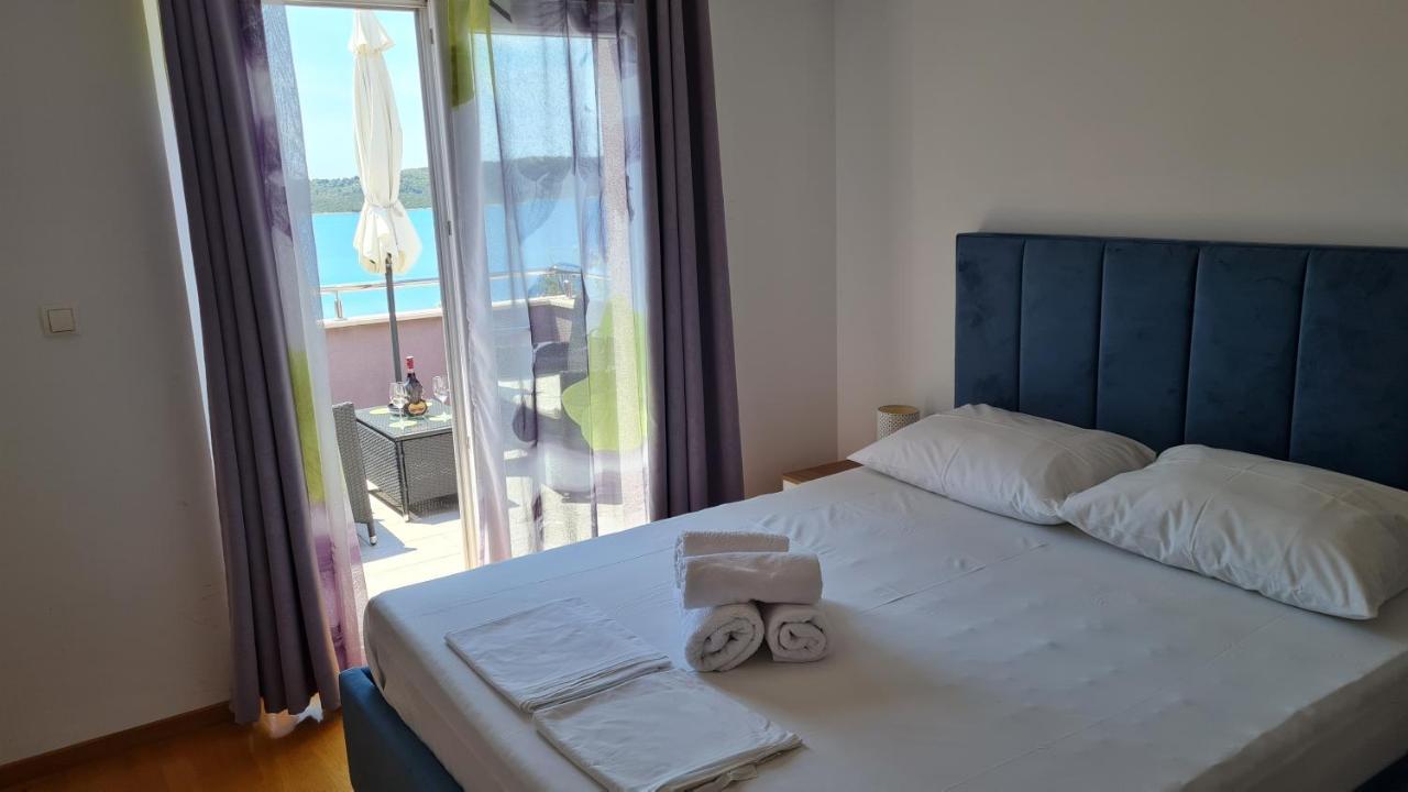 Apartmani Ferdi * Trogir
