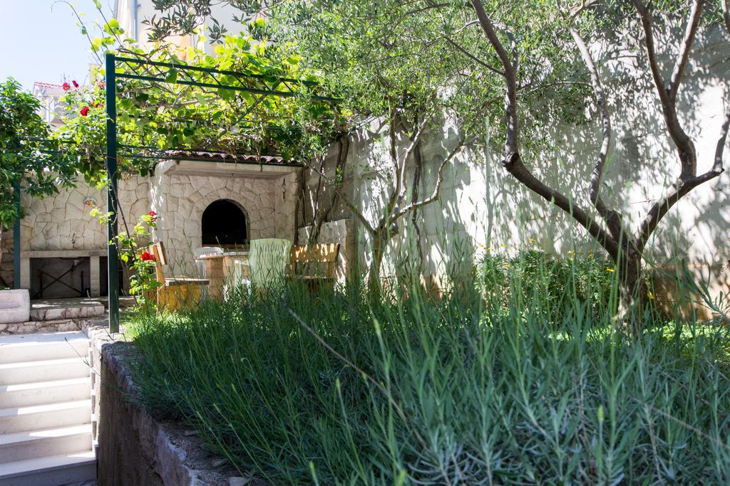 Apartment Apartmani Ferdi