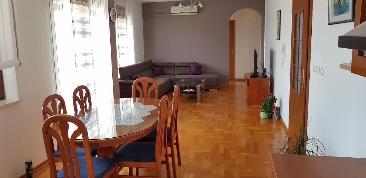 Apartmani Ferdi Apartment *