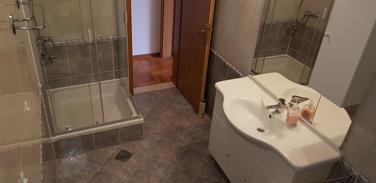 Apartment Apartmani Ferdi *